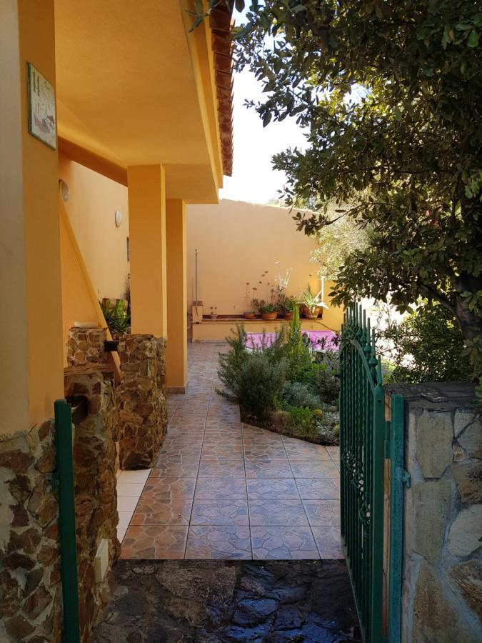 Villino Mari Pintau Best Vacation Ever Geremèas المظهر الخارجي الصورة